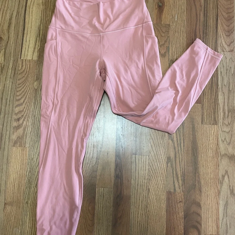 Lululemon High-Rise Pink Leggings - Picture 1 of 4